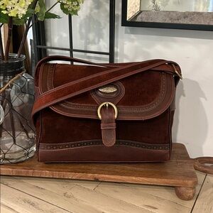 Elegant Brown Leather Messenger Bag